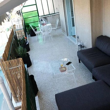 The Captains Flat On The Roof เอเธนส์ ภายนอก รูปภาพ
